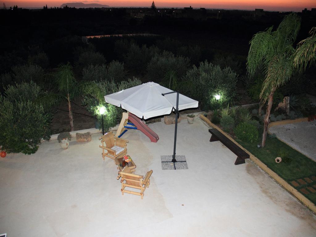 Bed and Breakfast I Giardini Di Elencosta Rilievo Exterior foto