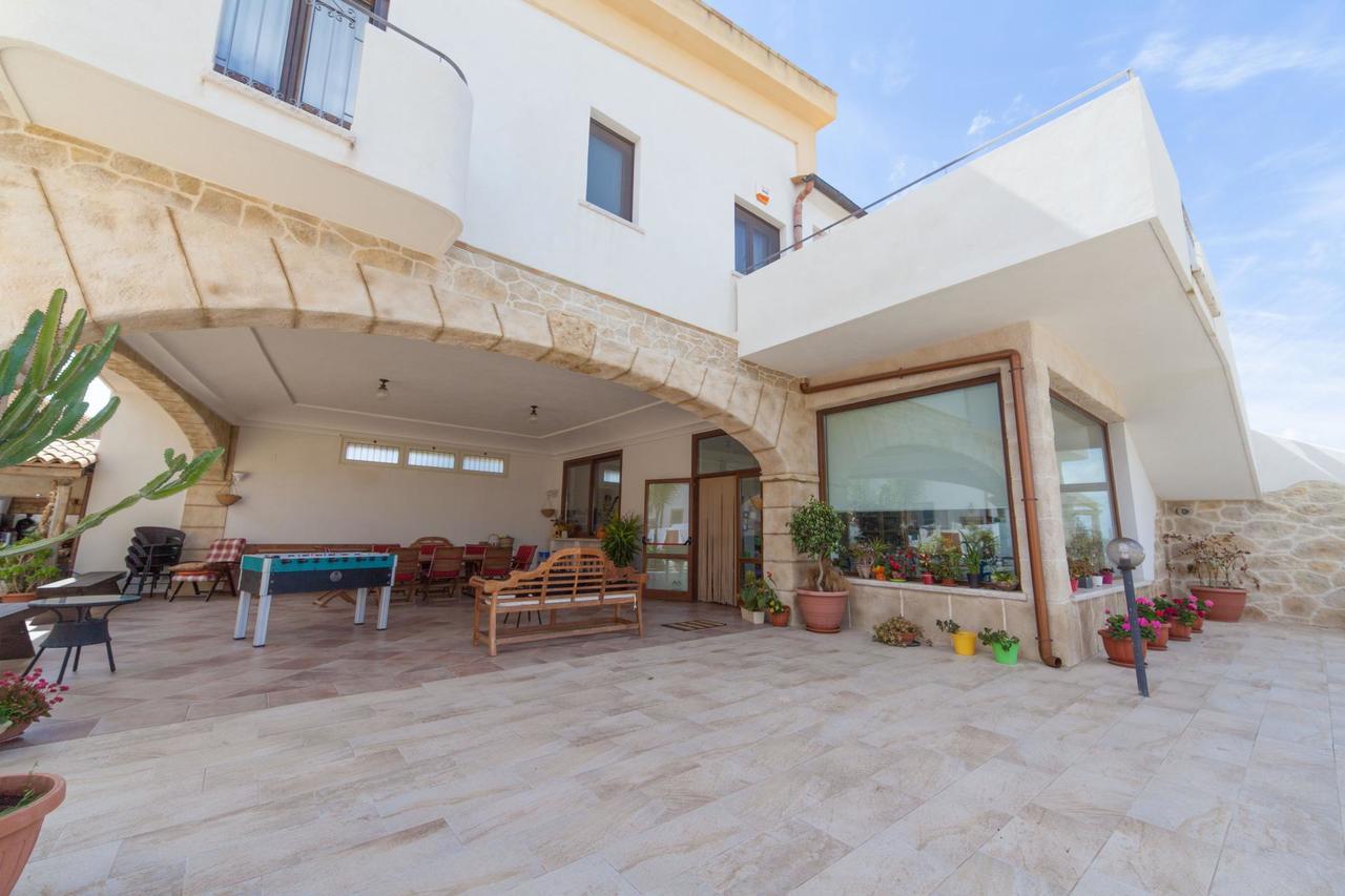 Bed and Breakfast I Giardini Di Elencosta Rilievo Exterior foto