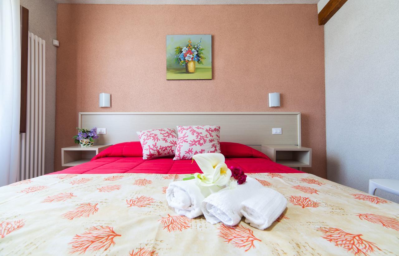 Bed and Breakfast I Giardini Di Elencosta Rilievo Exterior foto