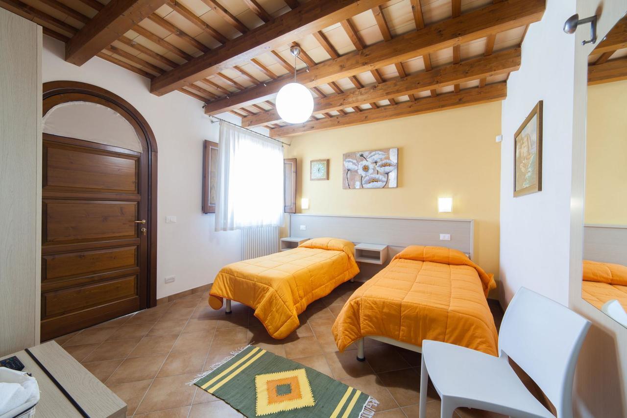 Bed and Breakfast I Giardini Di Elencosta Rilievo Exterior foto